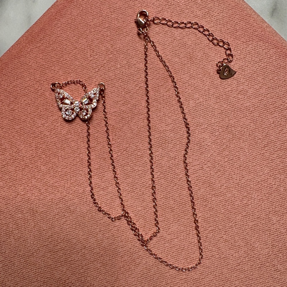 🤍Butterfly necklace 🤍